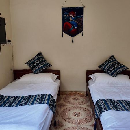 Lien Huong 145A Hotel Ха Жианг Екстериор снимка