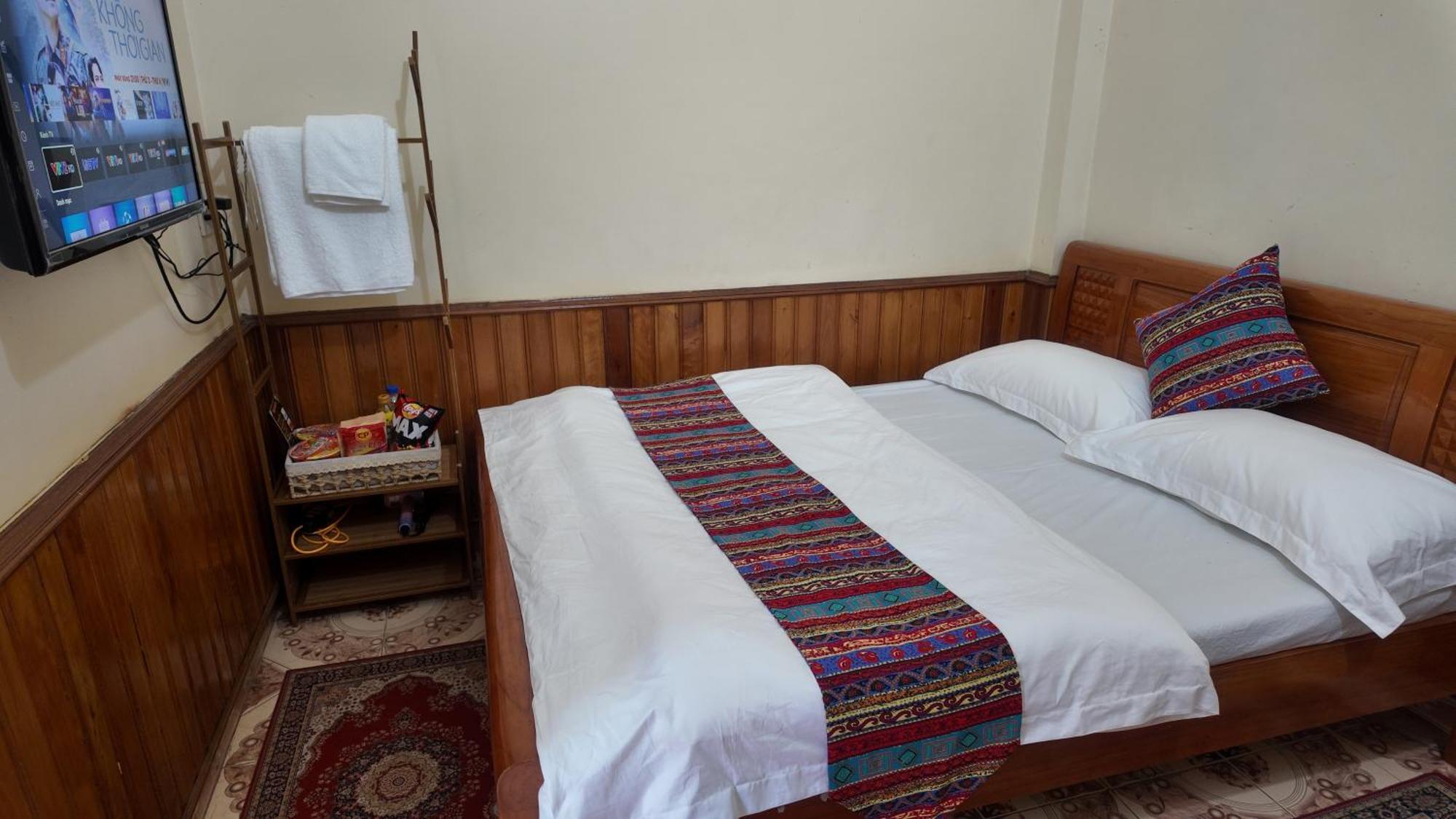 Lien Huong 145A Hotel Ха Жианг Екстериор снимка